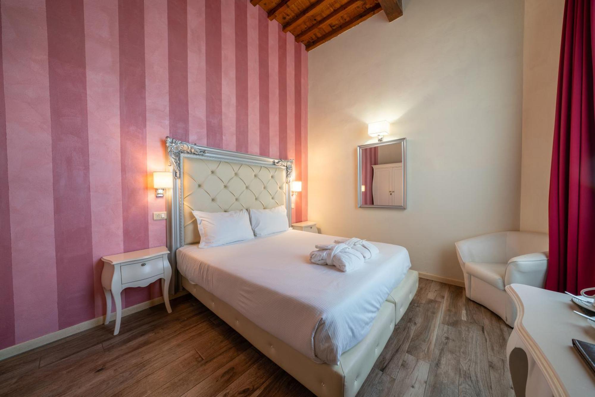 Residenza Conte Di Cavour & Rooftop フィレンツェ エクステリア 写真